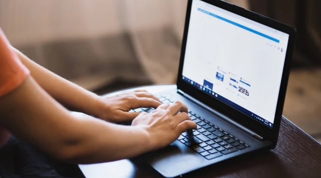 Online federal multilingual resources disappearing under Trump executive order.